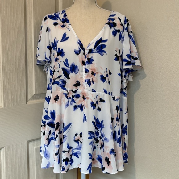 EUC Torrid White, Blue & Pink Floral Blouse - Picture 2 of 13